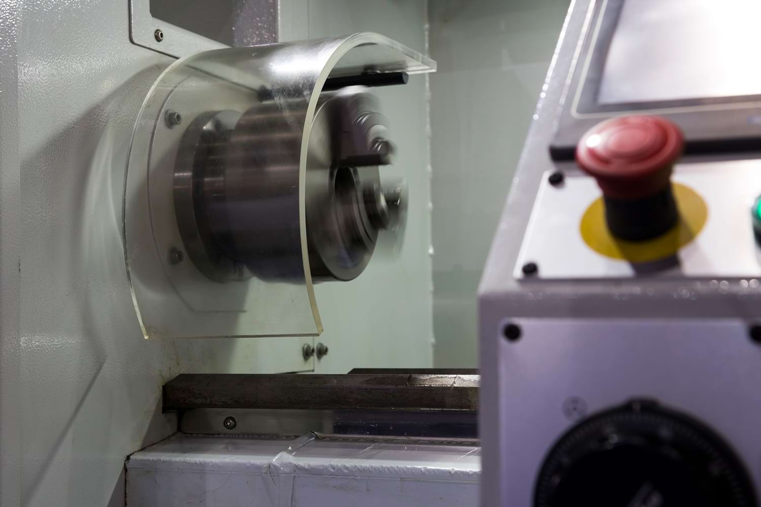 Sicherheit und Effizienz in der Metallverarbeitung